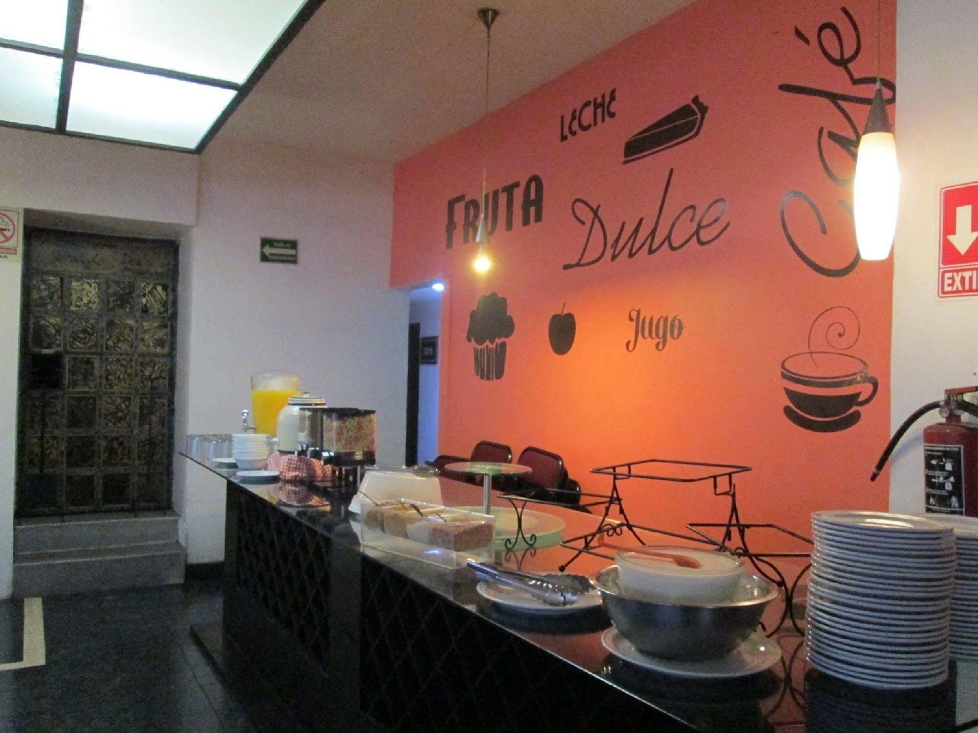 Hotel Del Parque Guadalajara Buitenkant foto